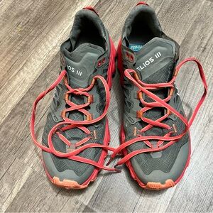 La Sportiva Helios III Trail Running
Sneakers Shoes Women's Sz 10Gorpcore